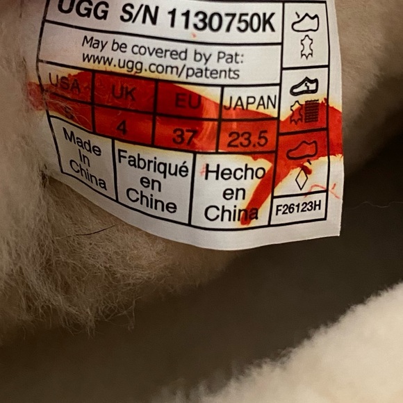 UGG Classic Ultra Mini Boots Chestnut Kid’s 6 (Will Fit a Women’s 8) - Picture 9 of 15